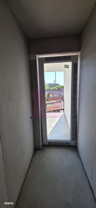 Apartament NOU cu 4 camere de vanzare in Campina