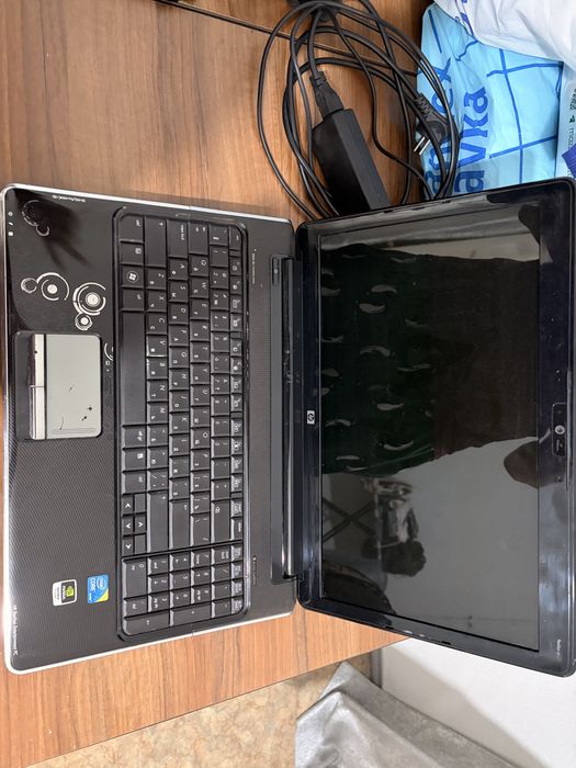 Ноутбук HP intel i7 /4 gb ozu 256 SSd