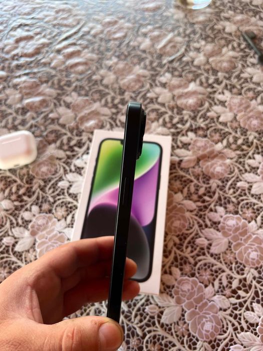 iPhone 14 Plus nou