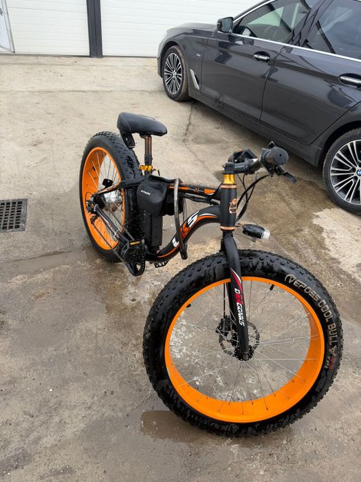 Bicicleta electrica cu roti late