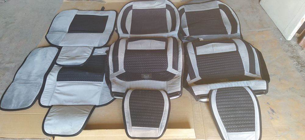 Чехлы два комплекта.