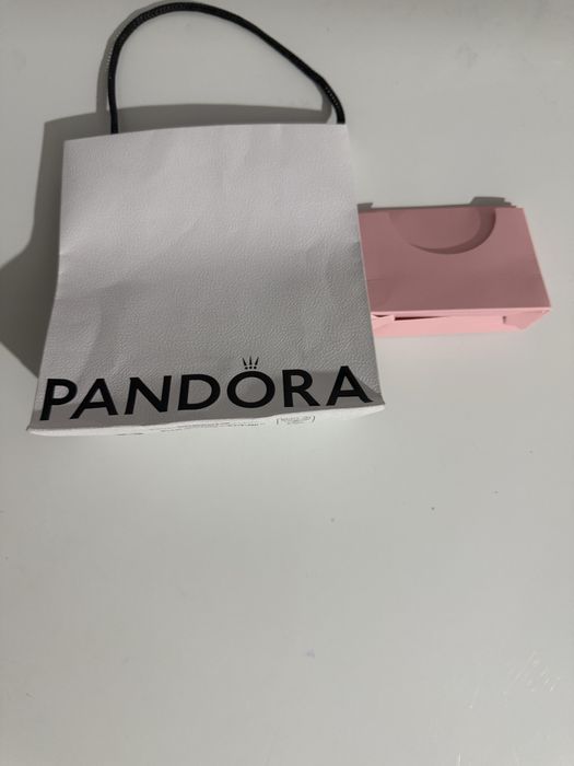 Продам оригинальное кольцо от пандора.