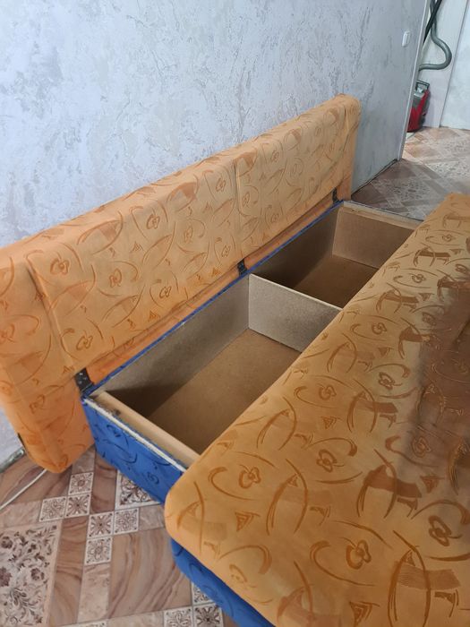 Продам софу в хорошем состоянии