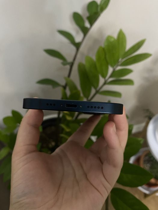 Продается İphone 13 на запчасти!