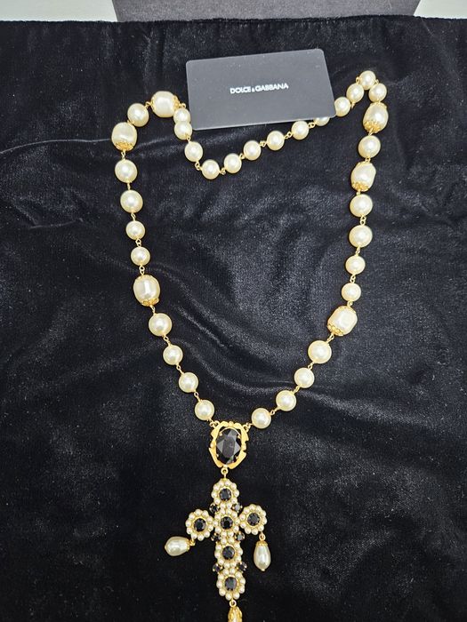 Колие на Dolce gabbana