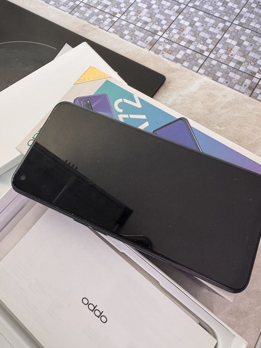 Продам телефон OPPO A72