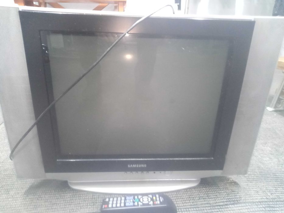 Продам кинескопный  телевизор DAEWOO диагональ 29