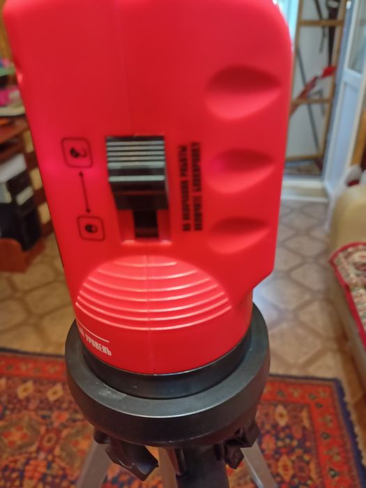 Продам лазерный уровень новый.