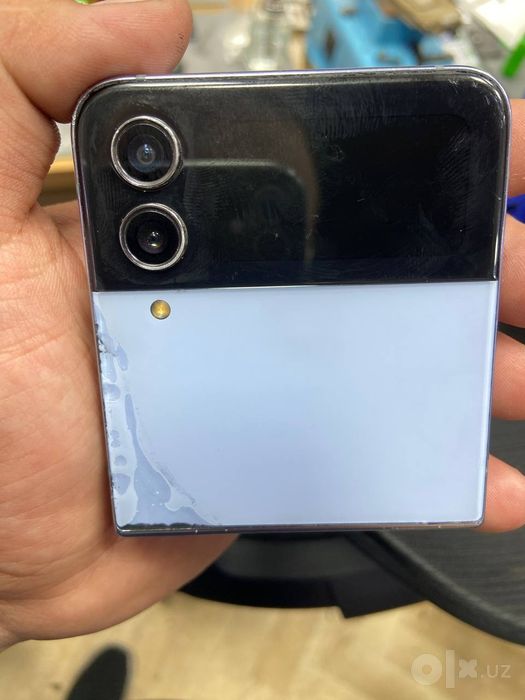 Z  Flip 4  128Gb