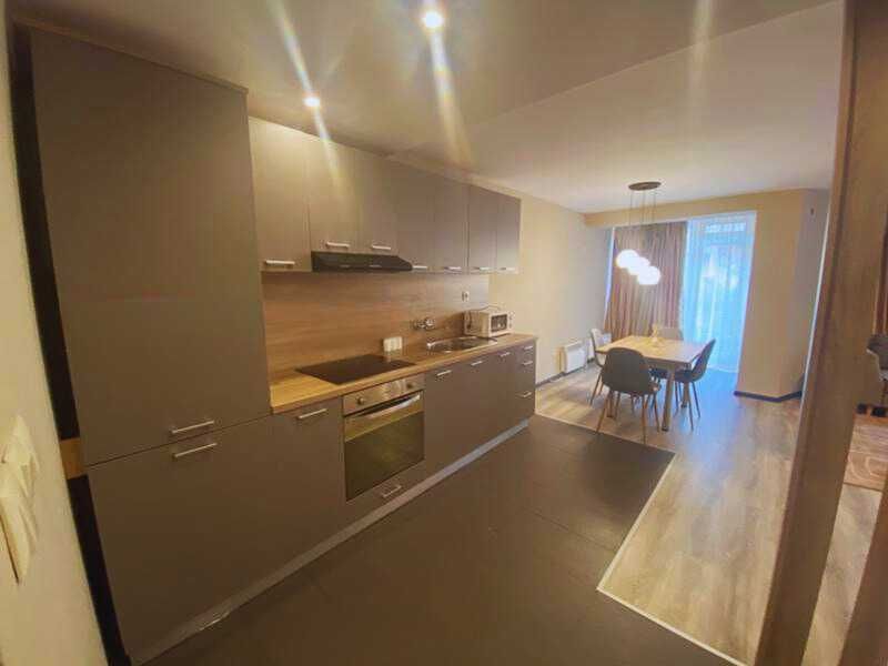 Дава се под наем Тристаен апартамент в София, Белите брези - 107 кв.м за 714 € - Снимка #1