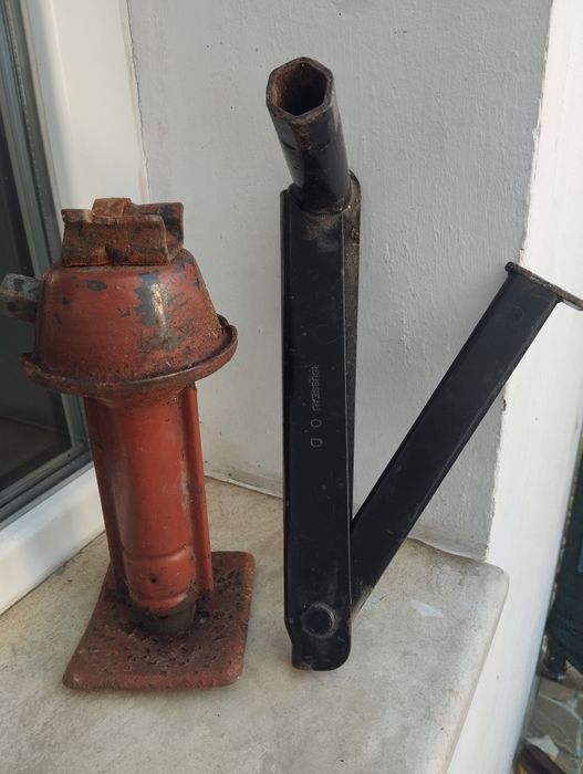 Винтов крик за бус