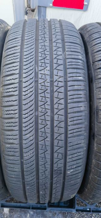 Като Нови 235 50 20 PIRELLI