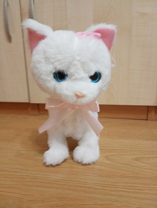 Тоалетка, Ходещо и мяукащо коте, Комплект бижута Gemex