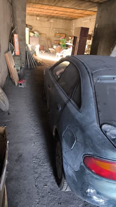 Продам Mazda 323