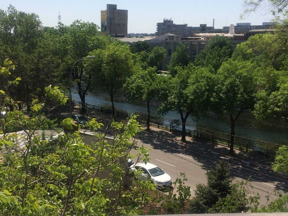 Proprietar inchiriez apartament 2 camere metrou Timpuri Noi in bloc nou