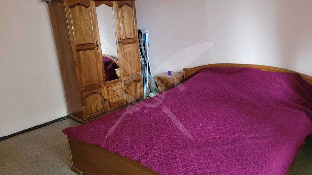 Продава се Тристаен апартамент в Бургас, Възраждане - 96 кв.м за 1719 €/кв.м - Снимка #1