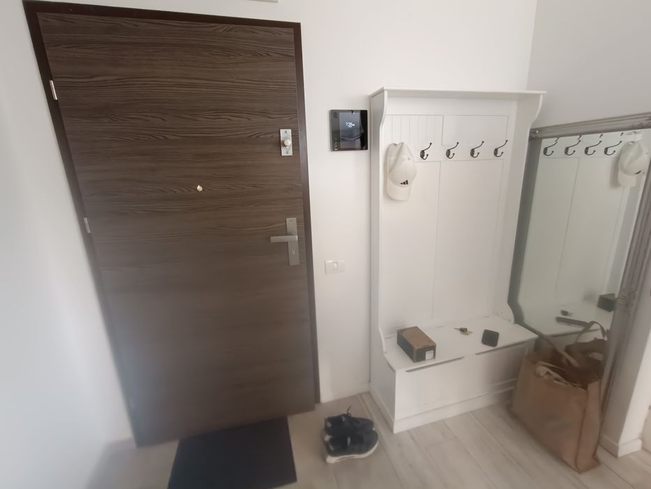 Închiriez apartament în XTower