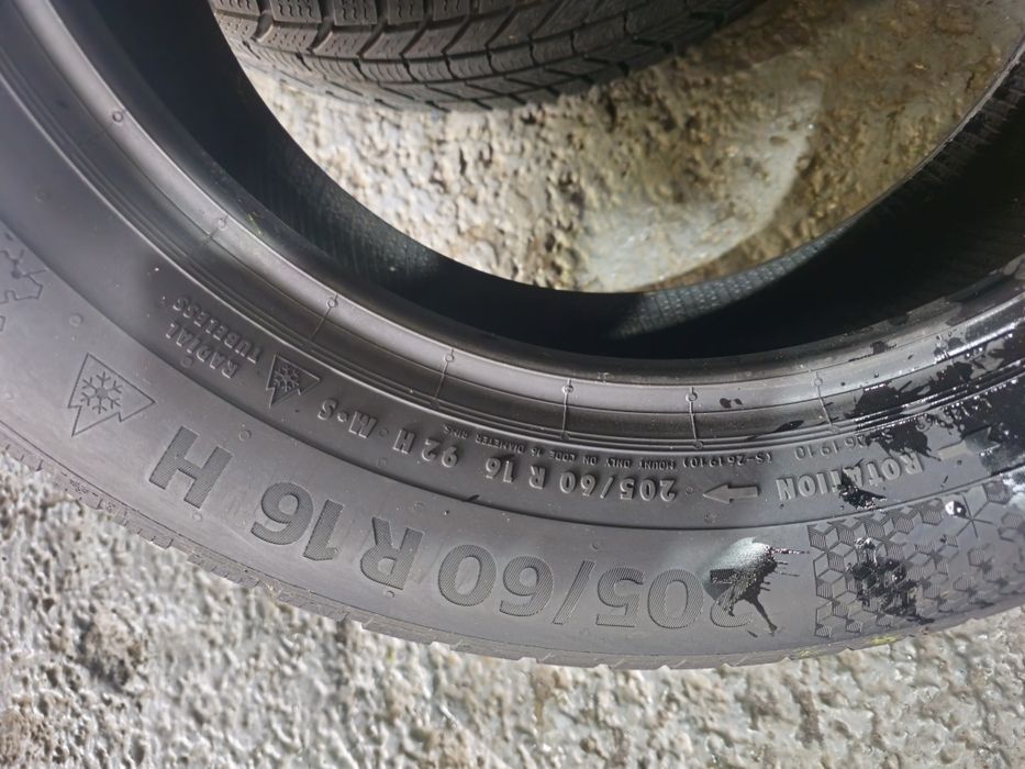 205 60 16 m+s continental