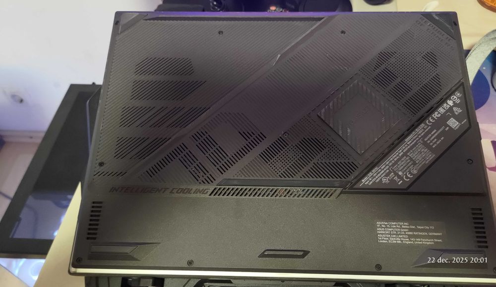 Laptop Asus ROG Strix G16 2023, i9 14th gen, 32 gb ram 5600, 4070 8 gb