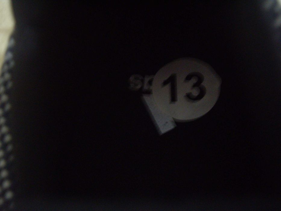 Чисто нови маратонки