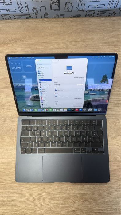 MacBook Air M2 13.6” (2022)  256GB SSD Baterie 99% 56 cicluri  Impecabil