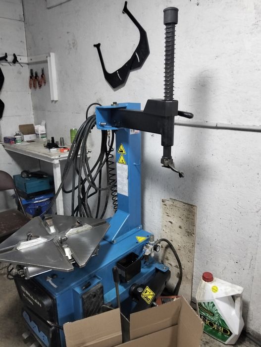 Продам шиномонтаж