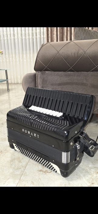 Acirdeon italian Sonart (sonola) 120 basi