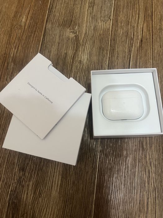 AirPods Pro новые