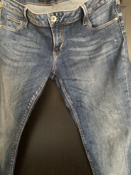 Blugi Guess , mărimea 33