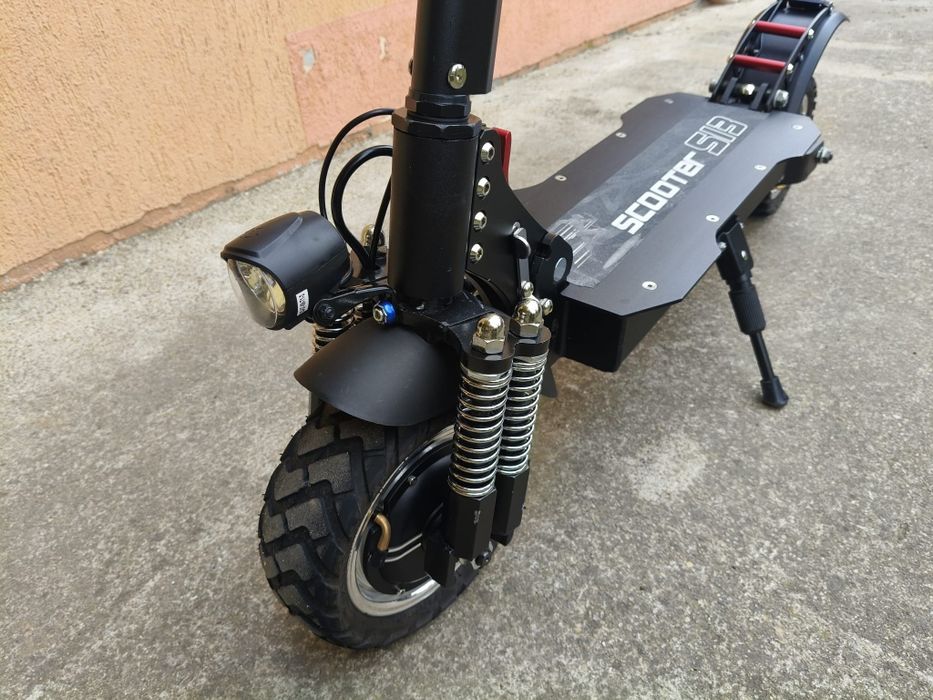 Vând trotinetă Genesis S13