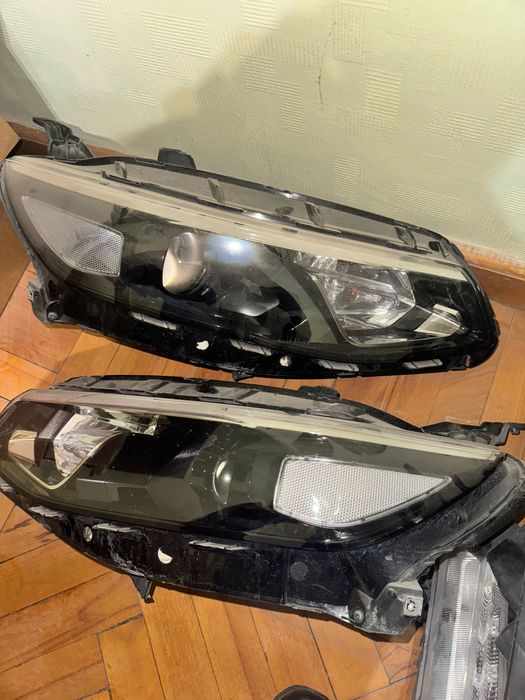 Продам передние фары на Малибу 2