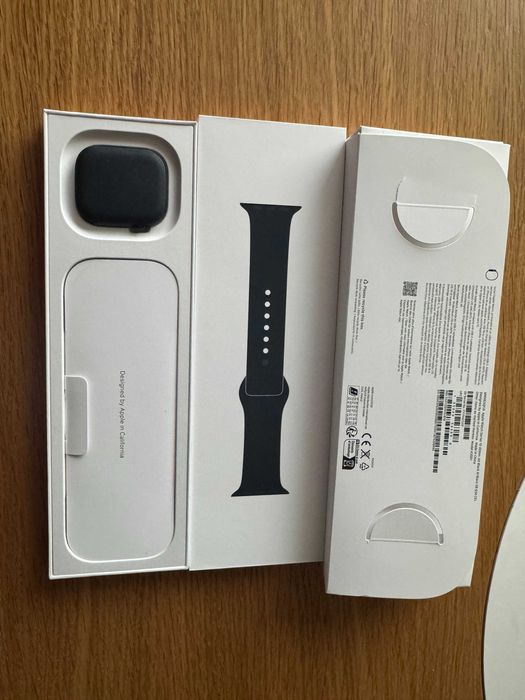 Apple Watch Series 10 42mm Jet Black AI Black SB + Cellular