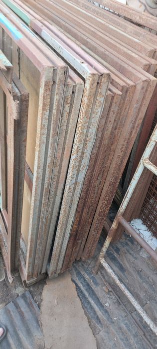 Рамки металлические