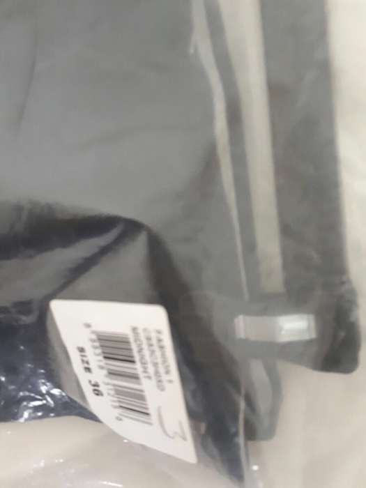 Pantaloni barbati 36 us Michael Kors