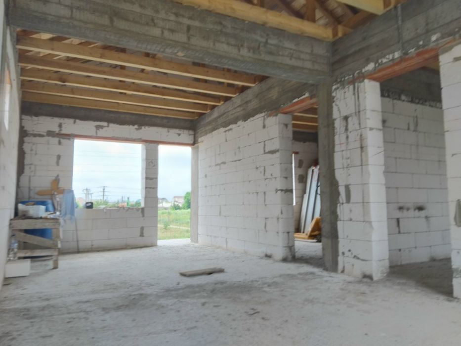 Casa de vanzare  la rosu  P+1E in Constanta 2026