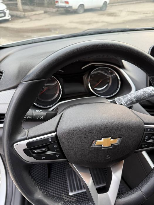 Сотилади сотилади