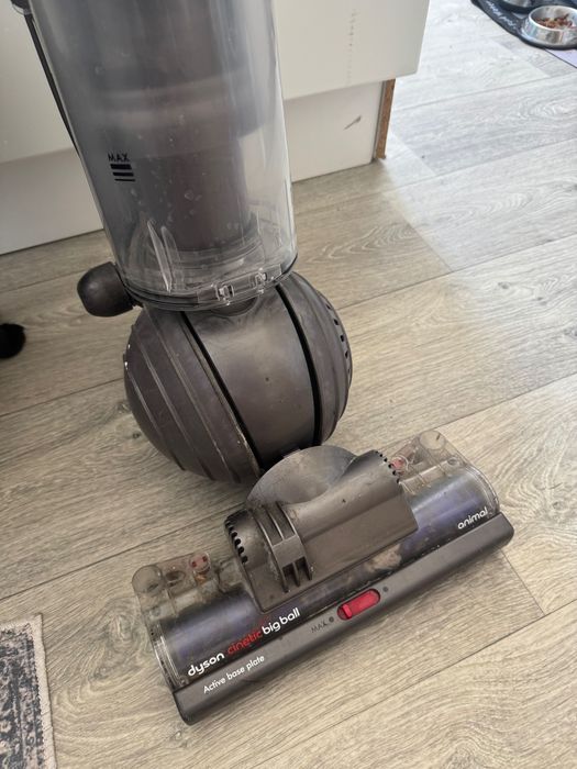 Прахосмукачка Dyson cinetic big ball