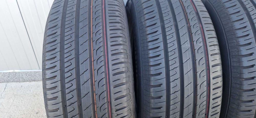 Летни гуми 235/65/R17 BARUM