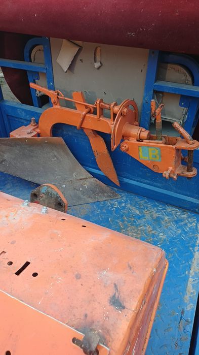 Plug motocultor 200 euro negociabil