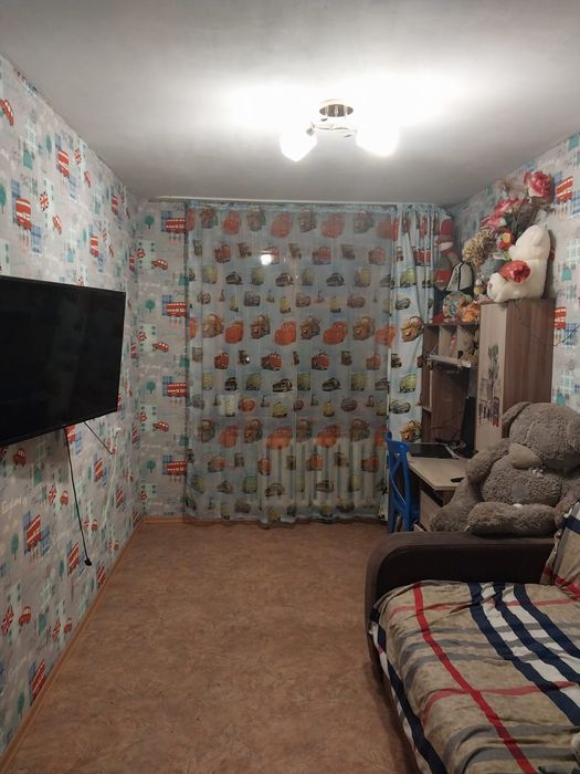 Продам 2 комнатную квартиру