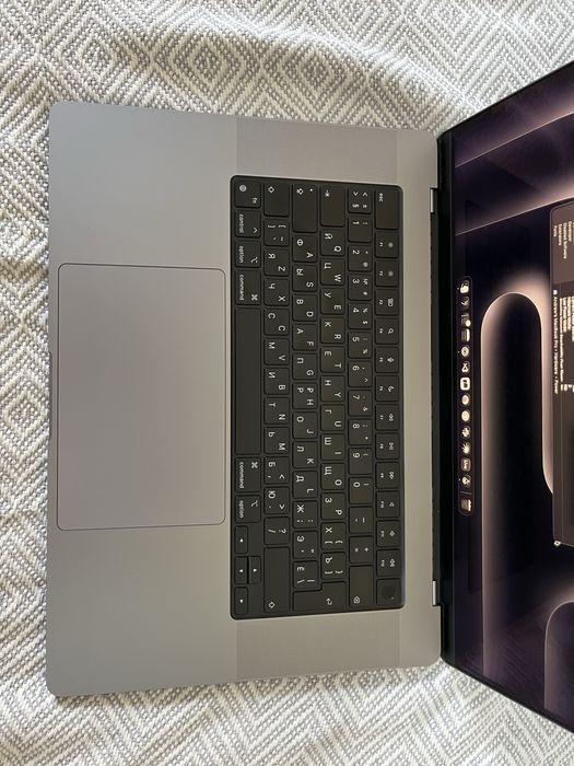 MacBook Pro 16” на чипе M1 Pro
