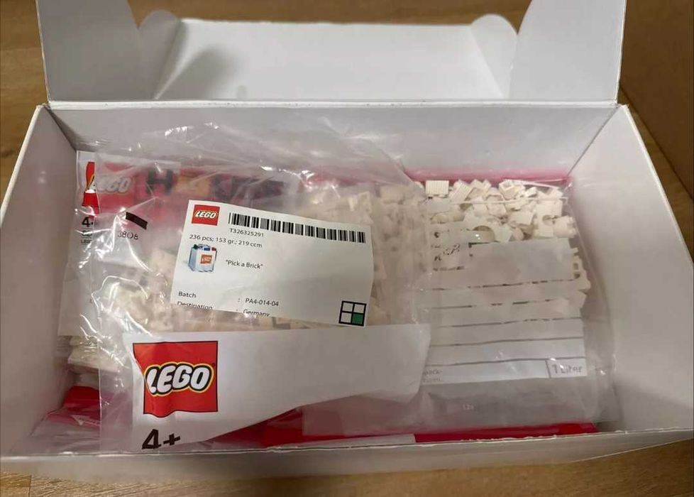 Lego Architecture Studio 21050
