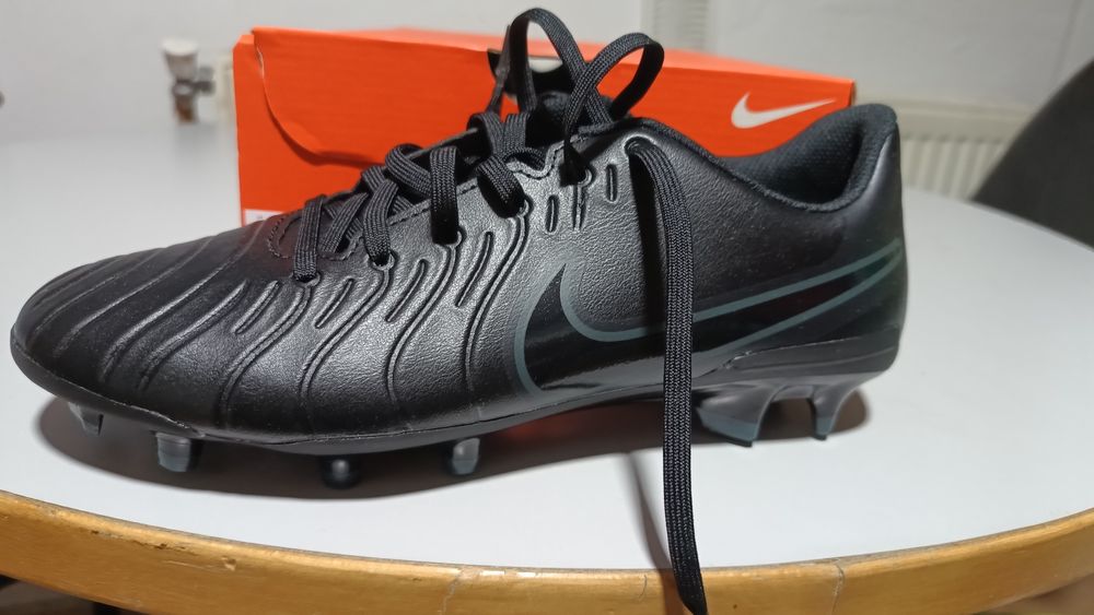 Adidași fotbal Nike Legend 10 Club FG/MG măsura 40