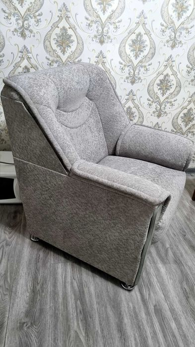 Диван, кресло комплект. Не дорого