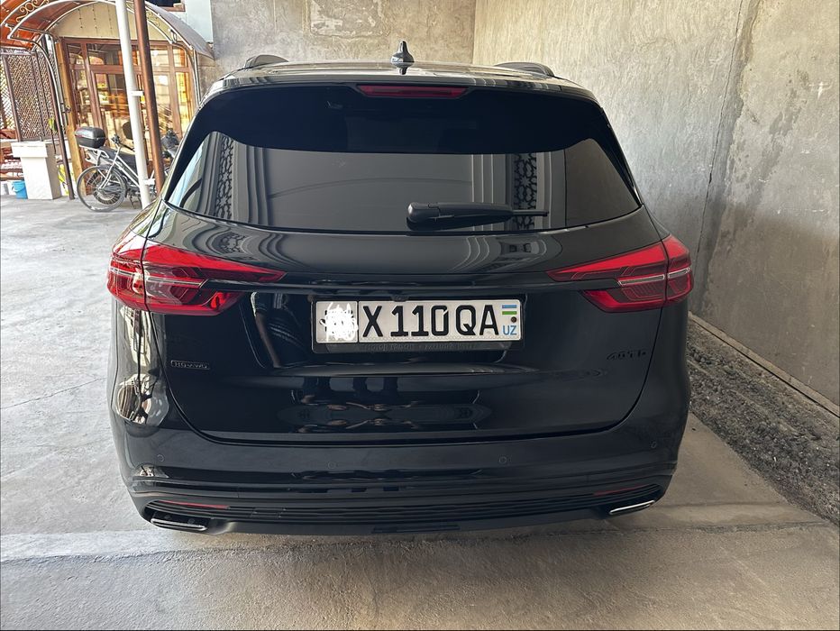 Hongqi hs5 15.400