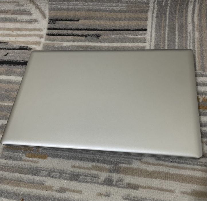 Продам ноутбук.