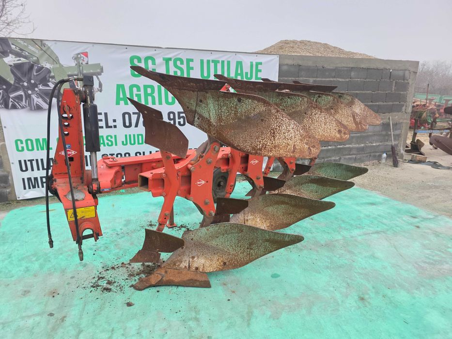 Plug Kuhn Master 120 reversibil  cu 4 brazde (3+1)