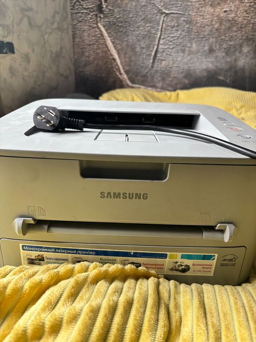 Продам принтер самсунг