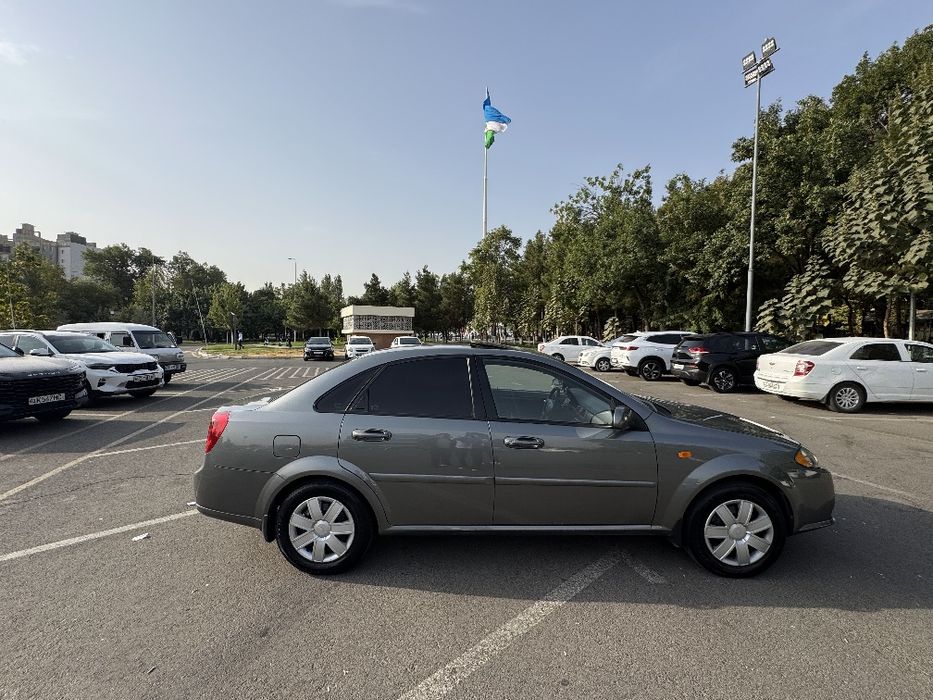 Lasseti 2013 avtamat 1.6 mator