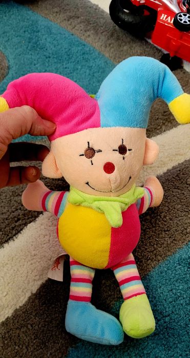 Бутаща играчка за деца и играчка за количка